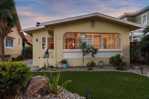 925 Waltermire St, Belmont, CA 94002