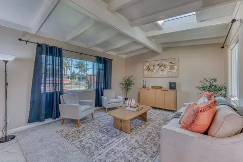 Living - 23 Harryette Dr, Salinas, CA 93905 photo 1 of 3