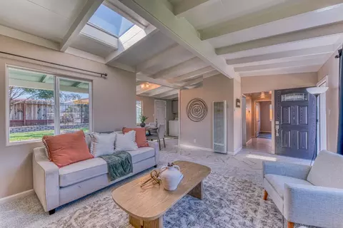Living - 23 Harryette Dr, Salinas, CA 93905 photo 3 of 3