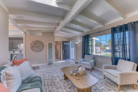 Living - 23 Harryette Dr, Salinas, CA 93905 photo 2 of 3