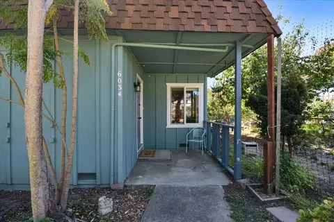 Exterior - 6034 Soquel Dr, Aptos, CA 95003 photo 2 of 7