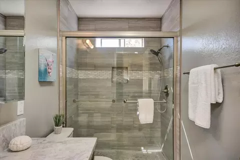Bath - 6034 Soquel Dr, Aptos, CA 95003 photo 2 of 2