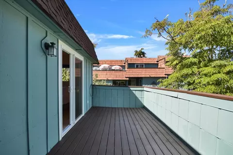 Exterior - 6034 Soquel Dr, Aptos, CA 95003 photo 3 of 7
