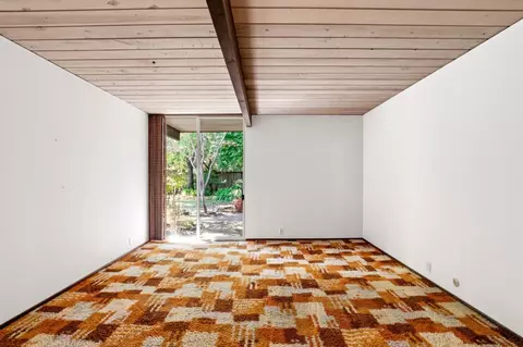 Bedroom - 957 Eichler Dr, Mountain View, CA 94040 photo 1 of 5