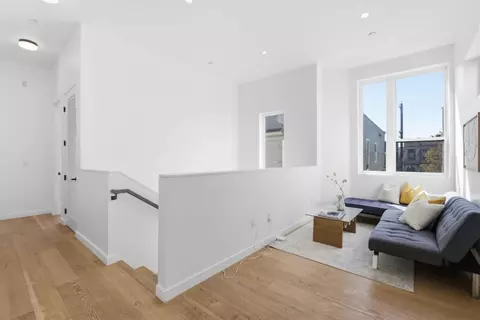 Entry Way - 1510-1514 8th St, Oakland, CA 94607 photo 4 of 7