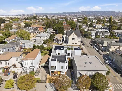 View/Area - 1510-1514 8th St, Oakland, CA 94607 photo 1 of 8