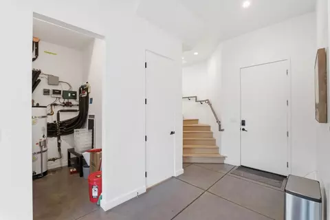 Entry Way - 1510-1514 8th St, Oakland, CA 94607 photo 6 of 7