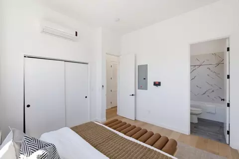 Bedroom - 1510-1514 8th St, Oakland, CA 94607 photo 17 of 29