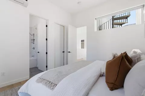 Bedroom - 1510-1514 8th St, Oakland, CA 94607 photo 14 of 29