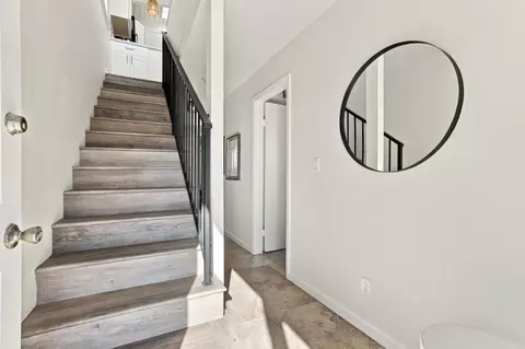 Entry Way - 113 Bennett Rd, Aptos, CA 95003 photo 1 of 2