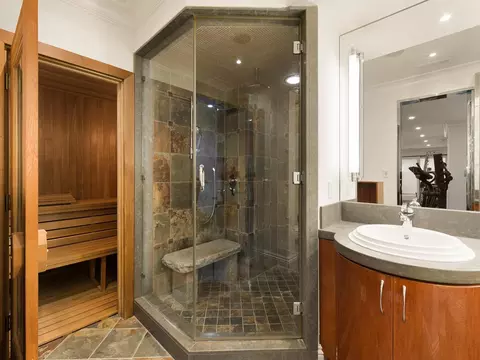 Bath - 267 Atherton Ave, Atherton, CA 94027 photo 6 of 6