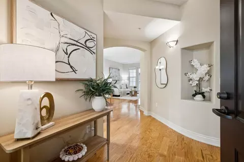 Entry Way - 88 S Broadway 2205, Millbrae, CA 94030 photo 1 of 7