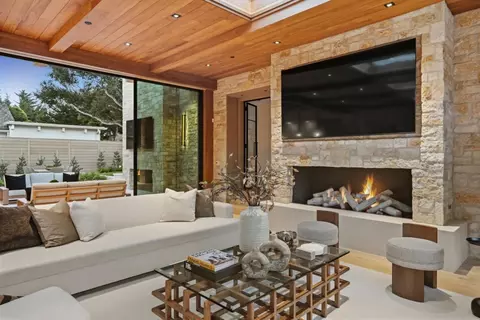 Living - 26346 Valley View Ave, Carmel, CA 93923 photo 3 of 4