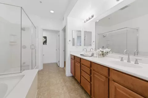 Bath - 800 S Abel St 519, Milpitas, CA 95035 photo 3 of 4