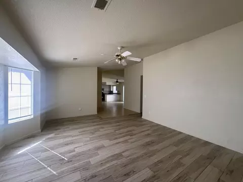 Living - 361 Serano St, Merced, CA 95341 photo 3 of 5