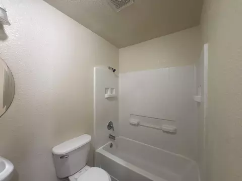 Bath - 361 Serano St, Merced, CA 95341 photo 1 of 3