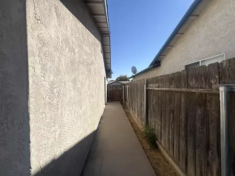 Exterior - 361 Serano St, Merced, CA 95341 photo 2 of 3