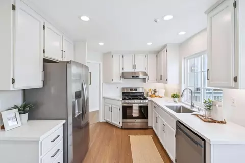 Kitchen - 79 Outlook Cir, Pacifica, CA 94044 photo 4 of 4
