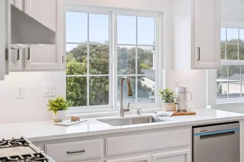 Kitchen - 79 Outlook Cir, Pacifica, CA 94044 photo 2 of 4