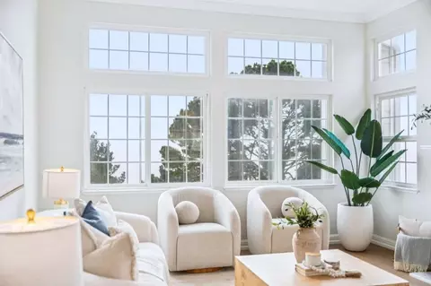 Living - 79 Outlook Cir, Pacifica, CA 94044 photo 5 of 7
