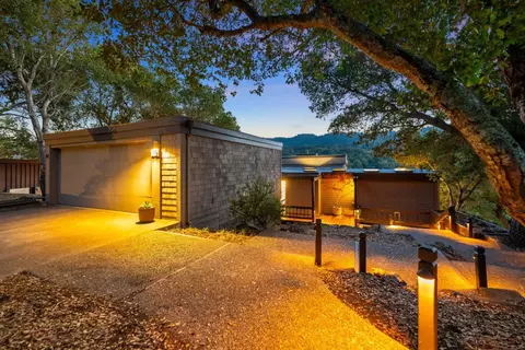 12 Hawkview St, Portola Valley, CA 94028