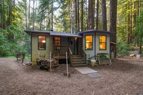 700 Laurel View Rd, Los Gatos, CA 95033