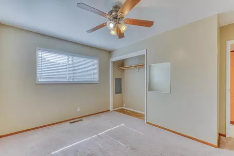 Bedroom - 945 San Simeon Dr, Salinas, CA 93901 photo 4 of 6