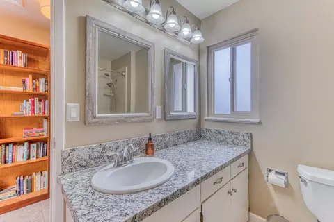 Bath - 945 San Simeon Dr, Salinas, CA 93901 photo 4 of 4