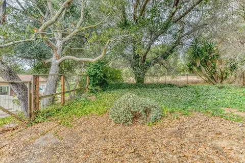 Exterior - 19115 Marjorie Rd, Prunedale, CA 93907 photo 12 of 18