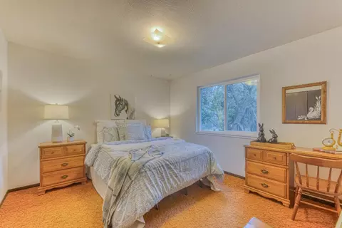 Bedroom - 19115 Marjorie Rd, Prunedale, CA 93907 photo 3 of 8
