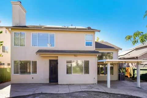 Exterior - 421 De Bord Dr, Tracy, CA 95376 photo 3 of 4