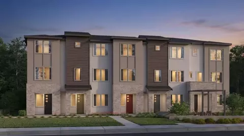 810 Fiesta Ln, Palo Alto, CA 94306
