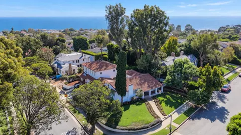14900 Camarosa Dr, Pacific Palisades, CA 90272