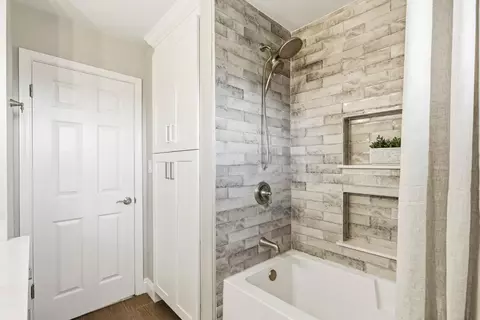 Bath - 296 River Rd, Salinas, CA 93908 photo 4 of 4