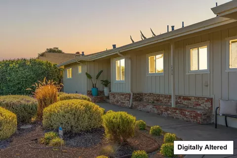Exterior - 296 River Rd, Salinas, CA 93908 photo 7 of 14