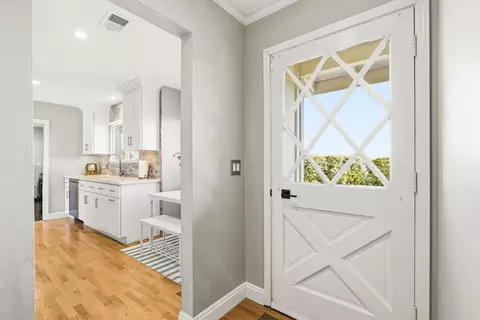 Entry Way - 296 River Rd, Salinas, CA 93908 photo 1 of 1