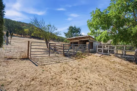 Exterior - 3150 Day Rd, Gilroy, CA 95020 photo 12 of 20