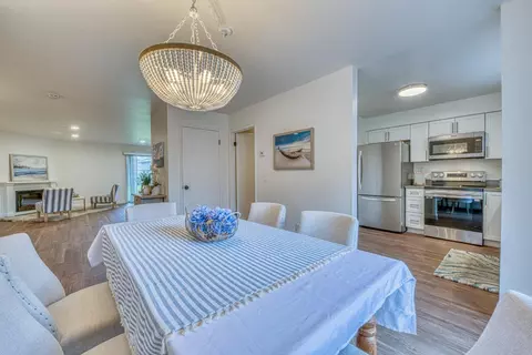 Dining - 3850 Rio Rd 24, Carmel, CA 93923 photo 2 of 2