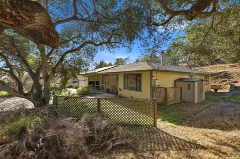 Exterior - 7710 Fallen Leaf Ln, Salinas, CA 93907 photo 3 of 20