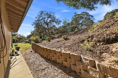 Exterior - 7710 Fallen Leaf Ln, Salinas, CA 93907 photo 14 of 20
