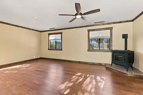 Living - 7710 Fallen Leaf Ln, Salinas, CA 93907 photo 8 of 8