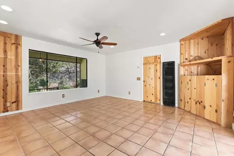 Living - 7710 Fallen Leaf Ln, Salinas, CA 93907 photo 3 of 8