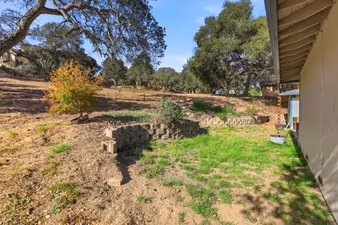 Exterior - 7710 Fallen Leaf Ln, Salinas, CA 93907 photo 12 of 20