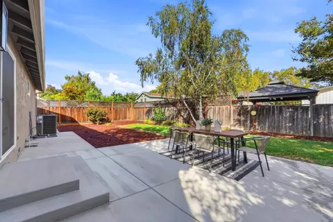 Exterior - 1005 Wentz Dr, Gilroy, CA 95020 photo 6 of 10