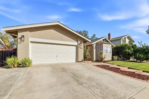 Exterior - 1005 Wentz Dr, Gilroy, CA 95020 photo 3 of 10