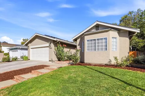 Exterior - 1005 Wentz Dr, Gilroy, CA 95020 photo 2 of 10