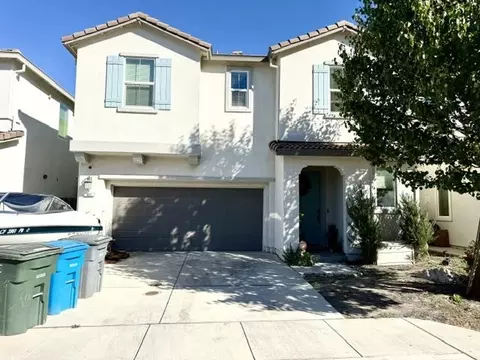 531 Gabriele Ct, Hollister, CA 95023