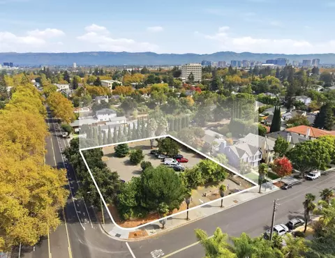 690 Chapman St, San Jose, CA 95126