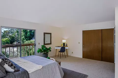 Bedroom - 546 Monterey Dr, Aptos, CA 95003 photo 4 of 6