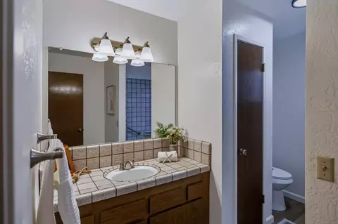 Bath - 546 Monterey Dr, Aptos, CA 95003 photo 1 of 6